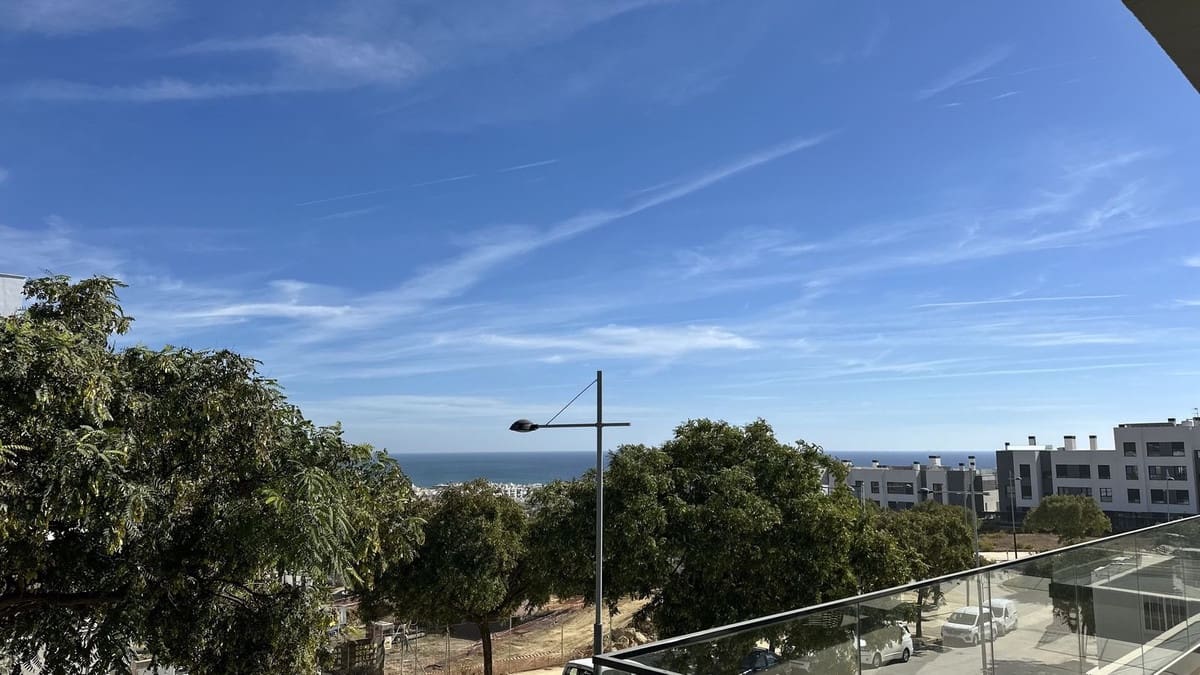 3 Zimmer Apartment zu verkaufen in Estepona mit Pool Garage - 695.000 € (Ref: 9733248)