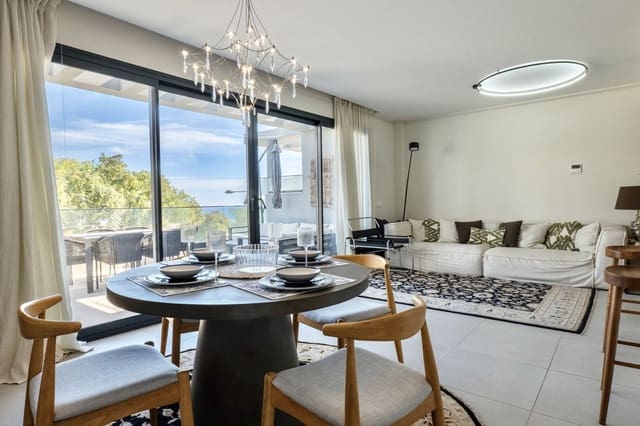 3 sovrum Lägenhet till salu i Estepona med pool garage - 695 000 € (Ref: 9733248)