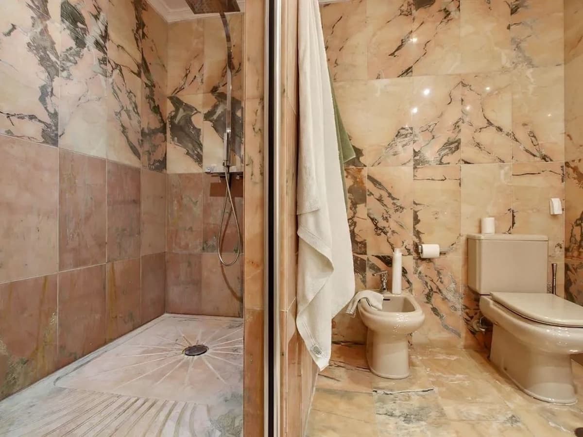 3 bedroom Apartment for sale in Nueva Andalucia with pool - € 680,000 (Ref: 9733249)