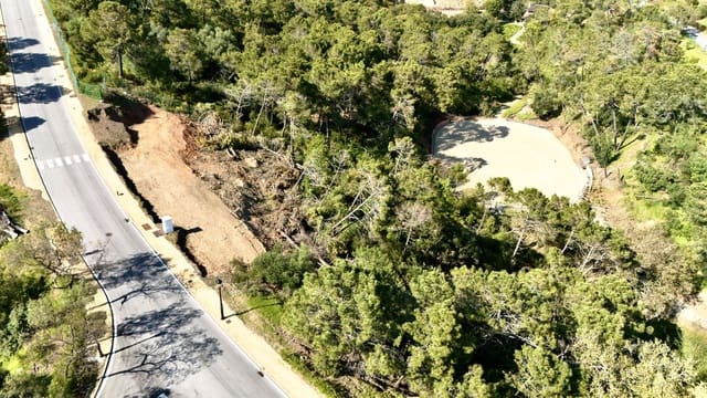 Terrain à Bâtir à vendre à Benahavís - 670 000 € (Ref: 9733252)