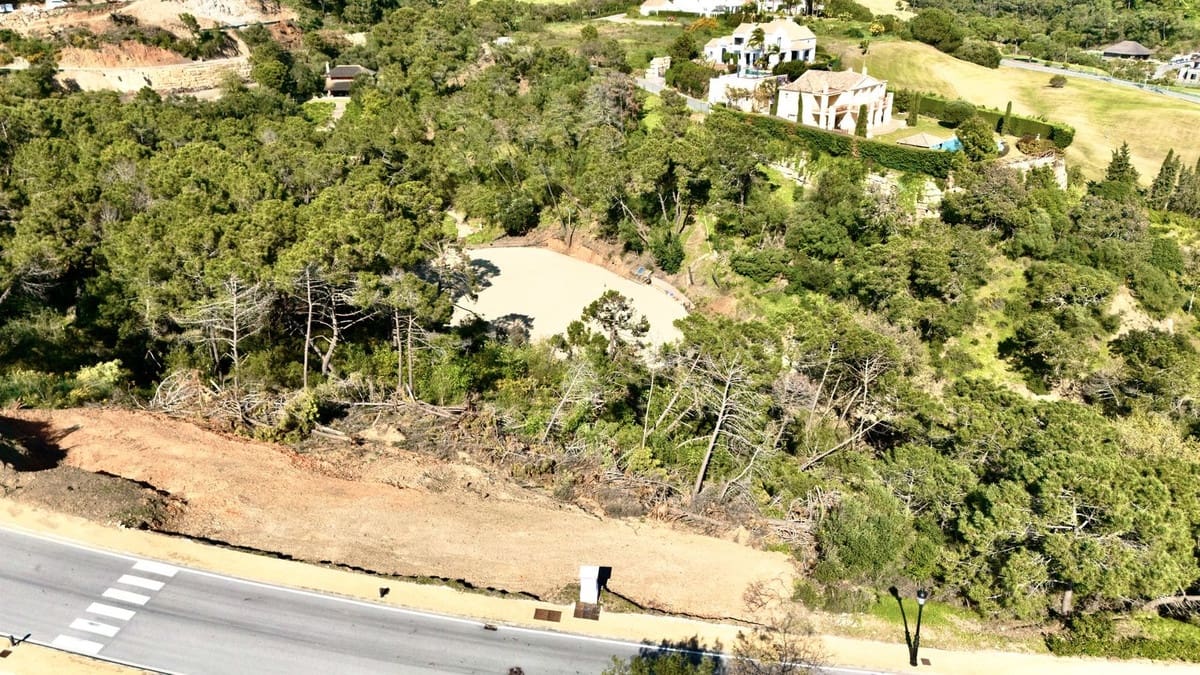 Solar/Parcela en Benahavís en venta - 670.000 € (Ref: 9733252)