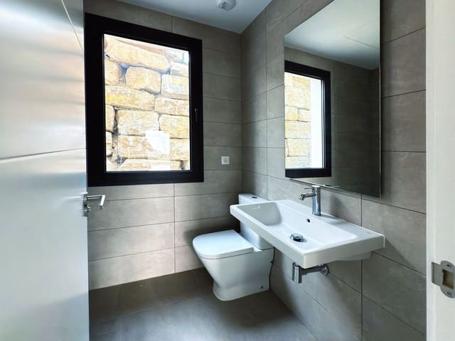 4 chambre Maison de Ville à vendre à Riviera del Sol, Mijas avec piscine garage - 599 000 € (Ref: 9733255)