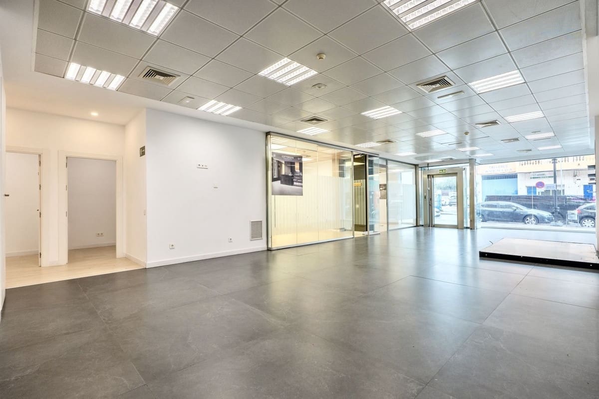 4 bedroom Commercial for sale in Mijas Costa - € 590,000 (Ref: 9733257)