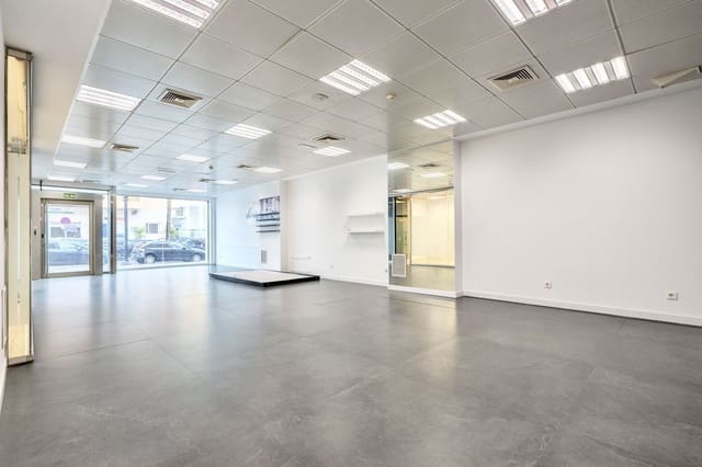 4 soverom Kommersiell til salgs i Mijas Costa, Mijas - € 590 000 (Ref: 9733257)