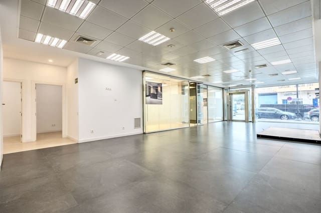 4 chambre Local Commercial à vendre à Mijas Costa, Mijas - 590 000 € (Ref: 9733257)