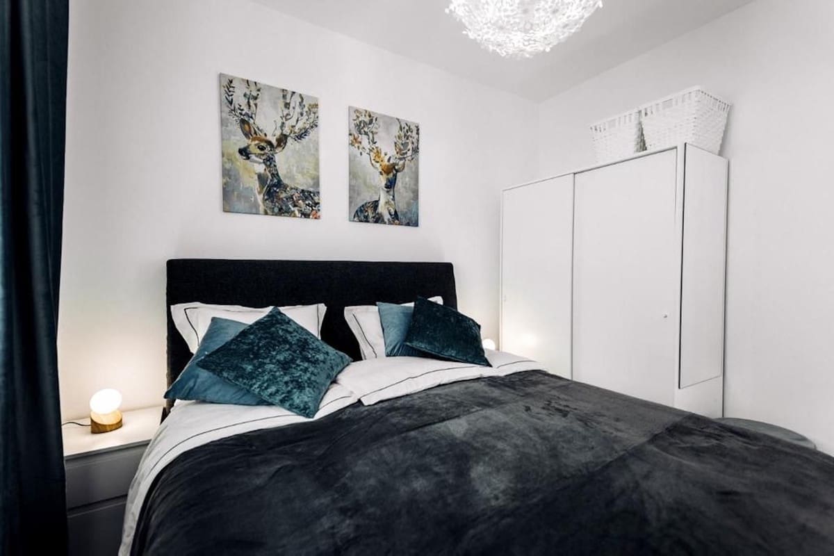 Casa de 3 habitaciones en El Paraiso en venta con piscina garaje - 560.000 € (Ref: 9733258)