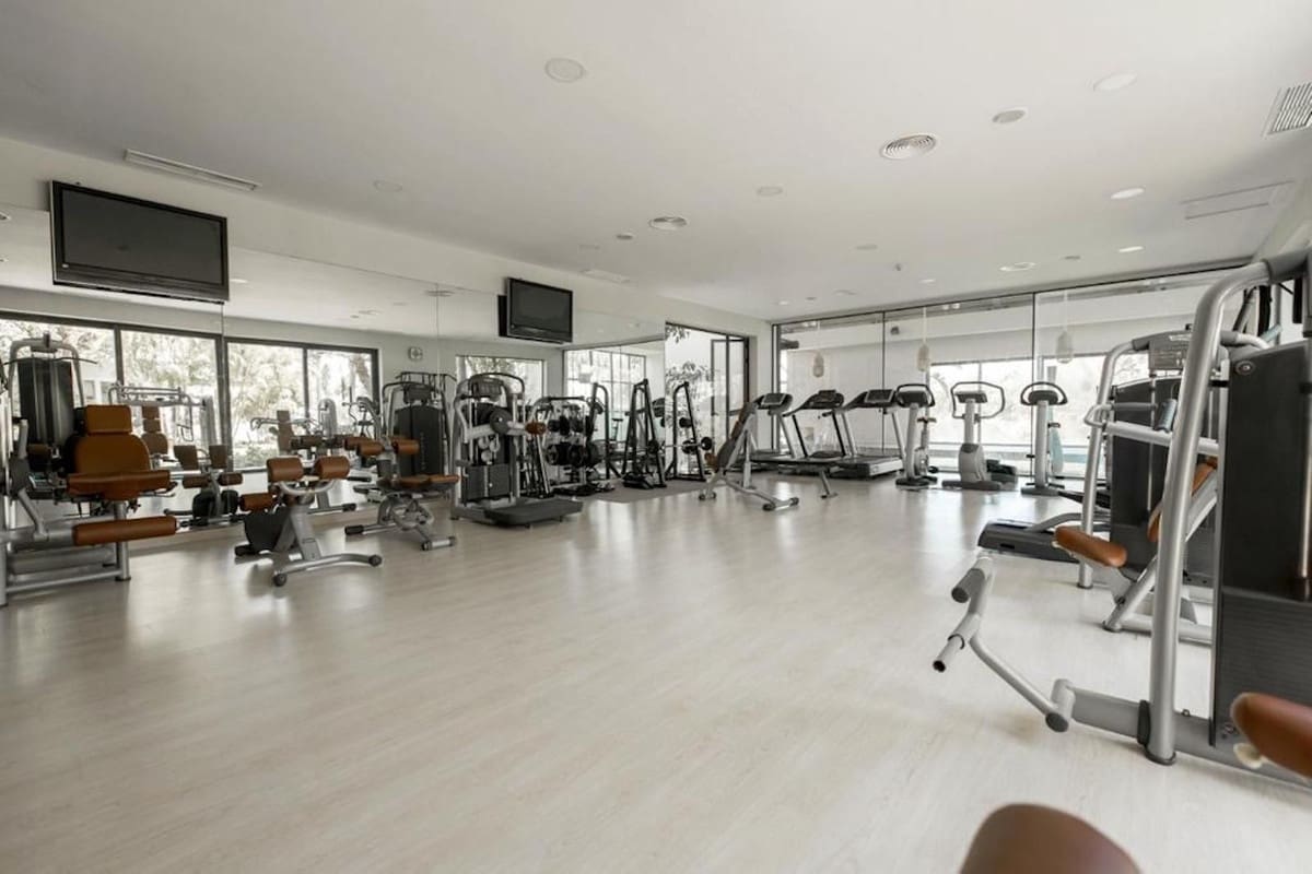 Casa de 3 habitaciones en El Paraiso en venta con piscina garaje - 560.000 € (Ref: 9733258)