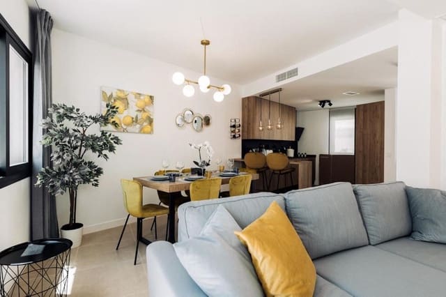 3 soveværelse Byhus til salg i El Paraiso, Estepona med swimmingpool garage - € 560.000 (Ref: 9733258)