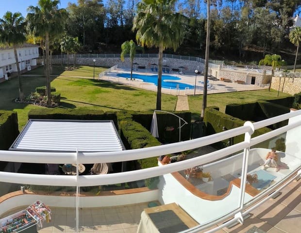 3 soveværelse Byhus til salg i Vélez-Málaga med swimmingpool - € 546.000 (Ref: 9733259)