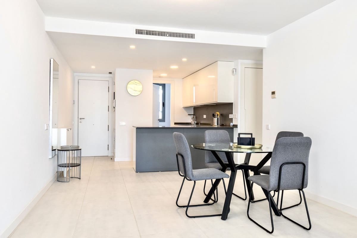 2 slaapkamer Appartement te koop in Estepona met zwembad garage - € 485.000 (Ref: 9733261)