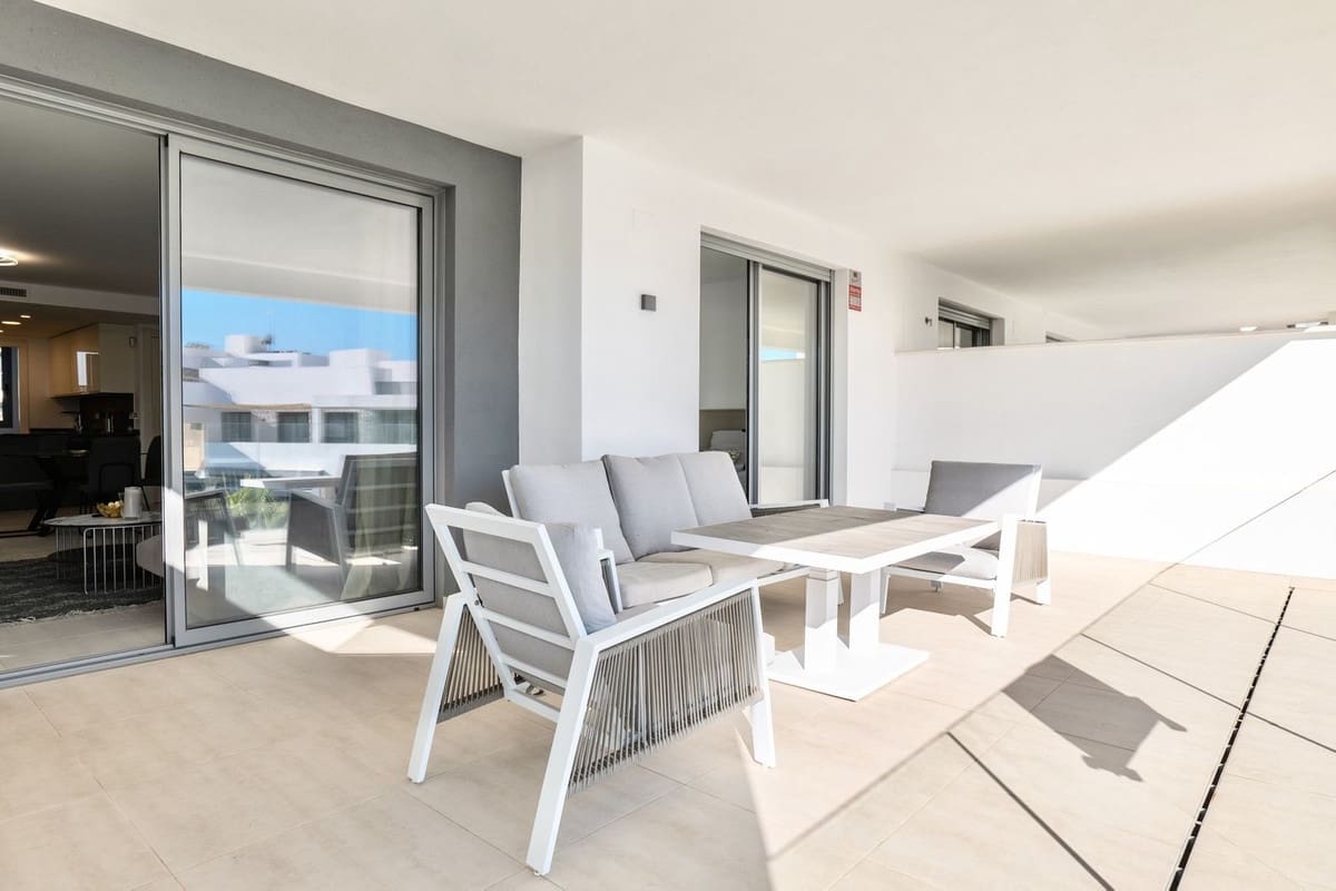 2 slaapkamer Appartement te koop in Estepona met zwembad garage - € 485.000 (Ref: 9733261)