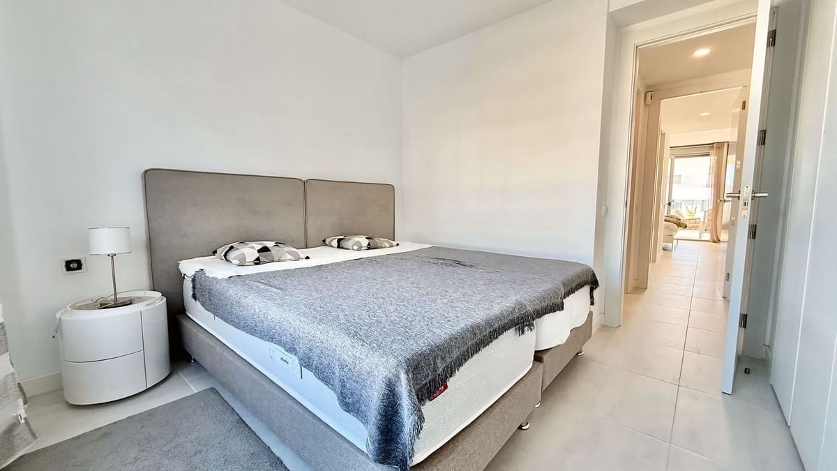 2 slaapkamer Appartement te koop in Estepona met zwembad garage - € 485.000 (Ref: 9733261)