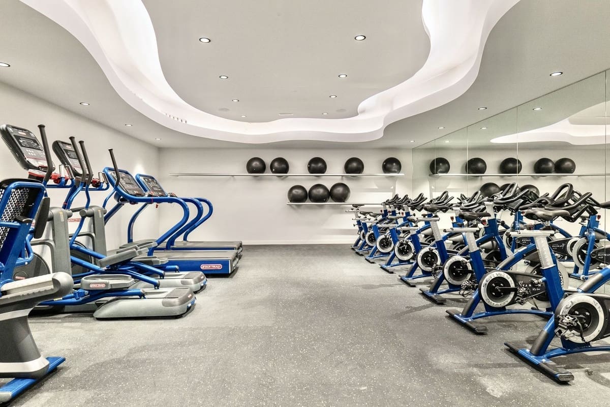 2 slaapkamer Appartement te koop in Estepona met zwembad garage - € 485.000 (Ref: 9733261)