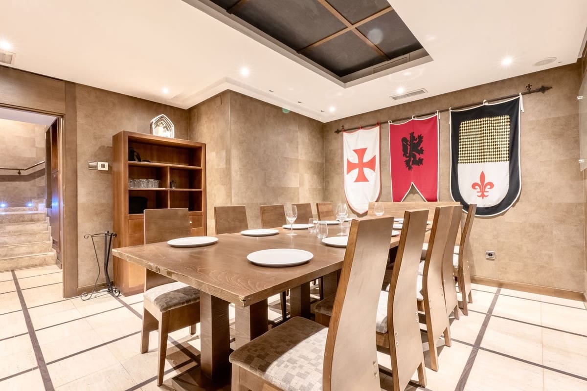 Restaurant/Bar à vendre à San Pedro de Alcantara - 477 000 € (Ref: 9733262)