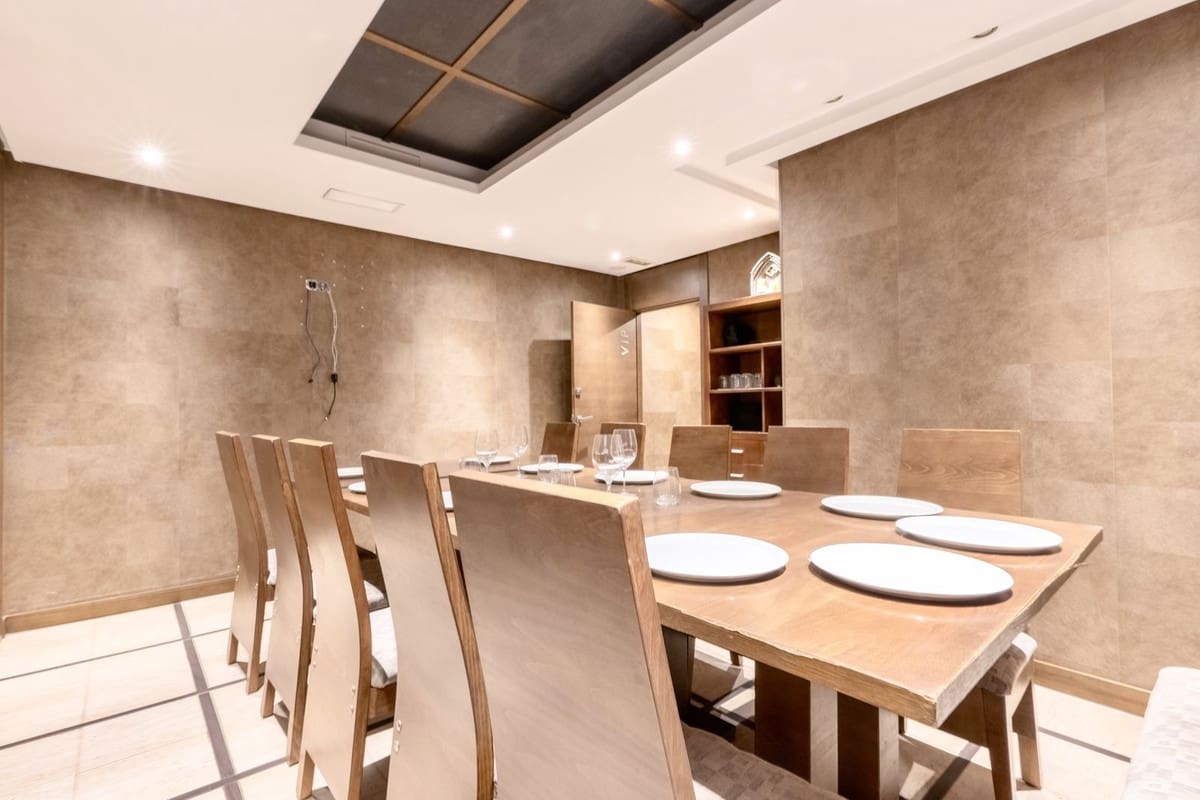 Restaurant/Bar à vendre à San Pedro de Alcantara - 477 000 € (Ref: 9733262)