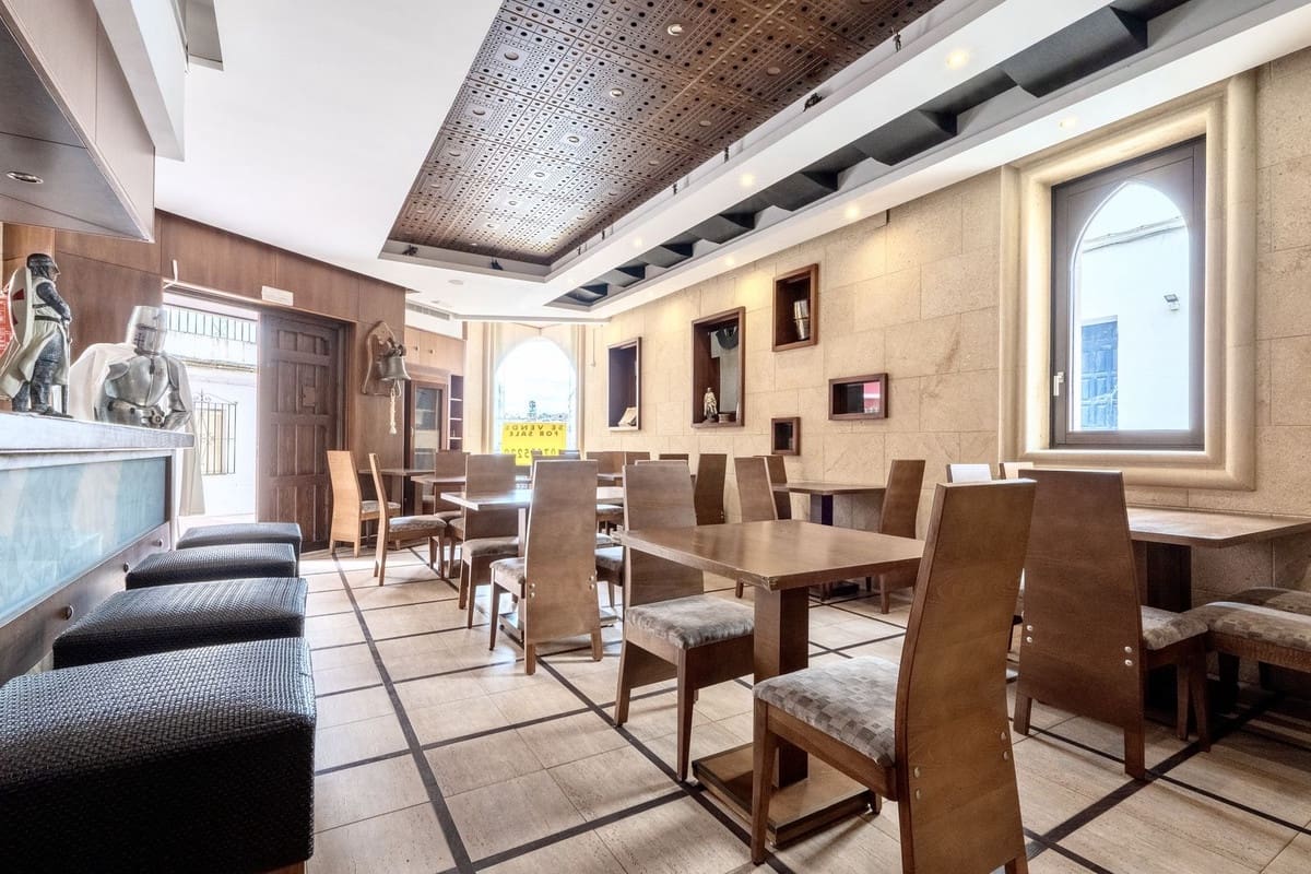 Restaurant/Bar til salg i San Pedro de Alcantara - € 477.000 (Ref: 9733262)