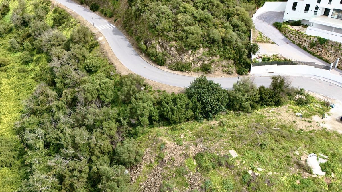 Building Plot for sale in El Rosario - € 399,000 (Ref: 9733267)