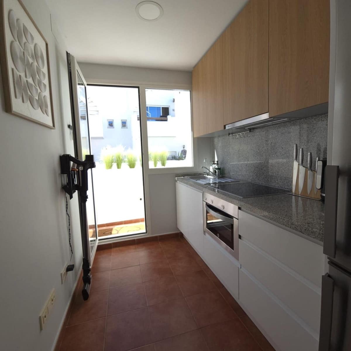 2 slaapkamer Appartement te koop in Estepona met zwembad garage - € 367.500 (Ref: 9733270)