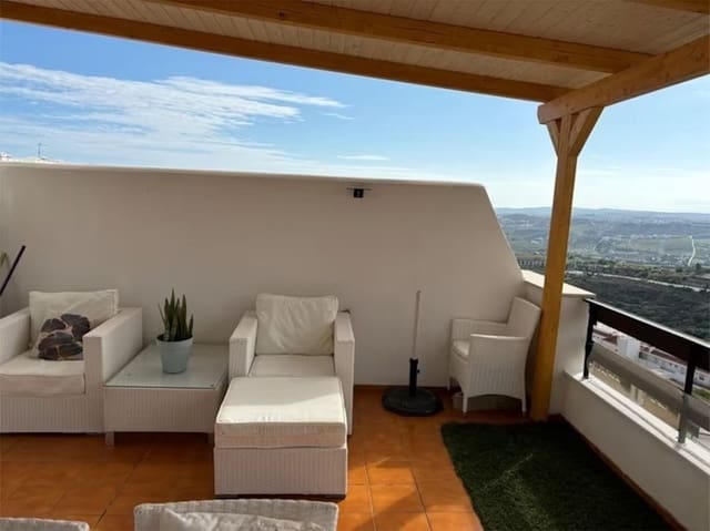 2 chambre Penthouse à vendre à Casares avec piscine garage - 320 000 € (Ref: 9733272)