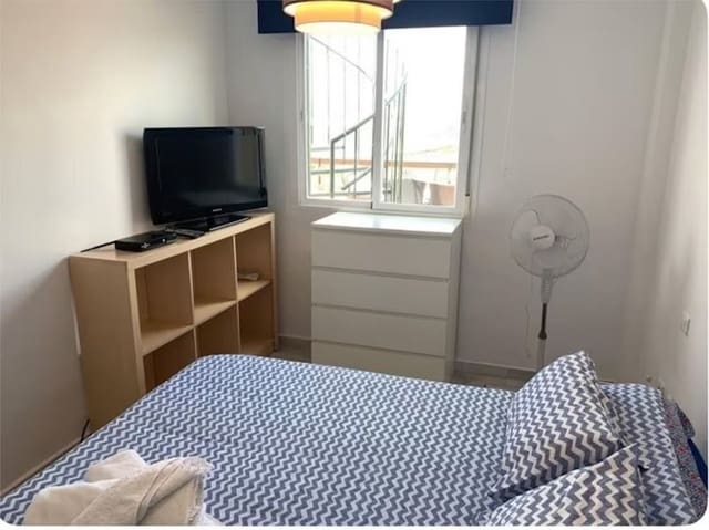 2 chambre Penthouse à vendre à Casares avec piscine garage - 320 000 € (Ref: 9733272)