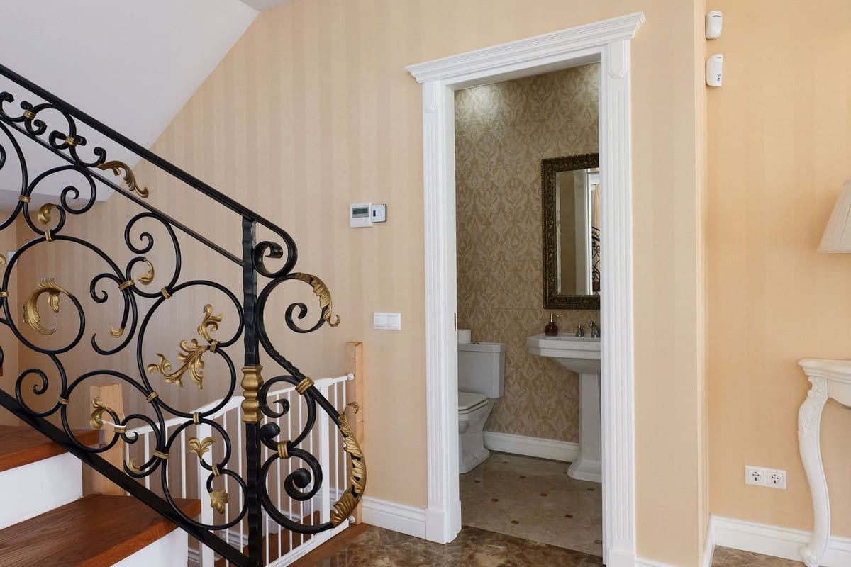 4 bedroom Villa for sale in El Rosario with pool garage - € 3,990,000 (Ref: 9733277)