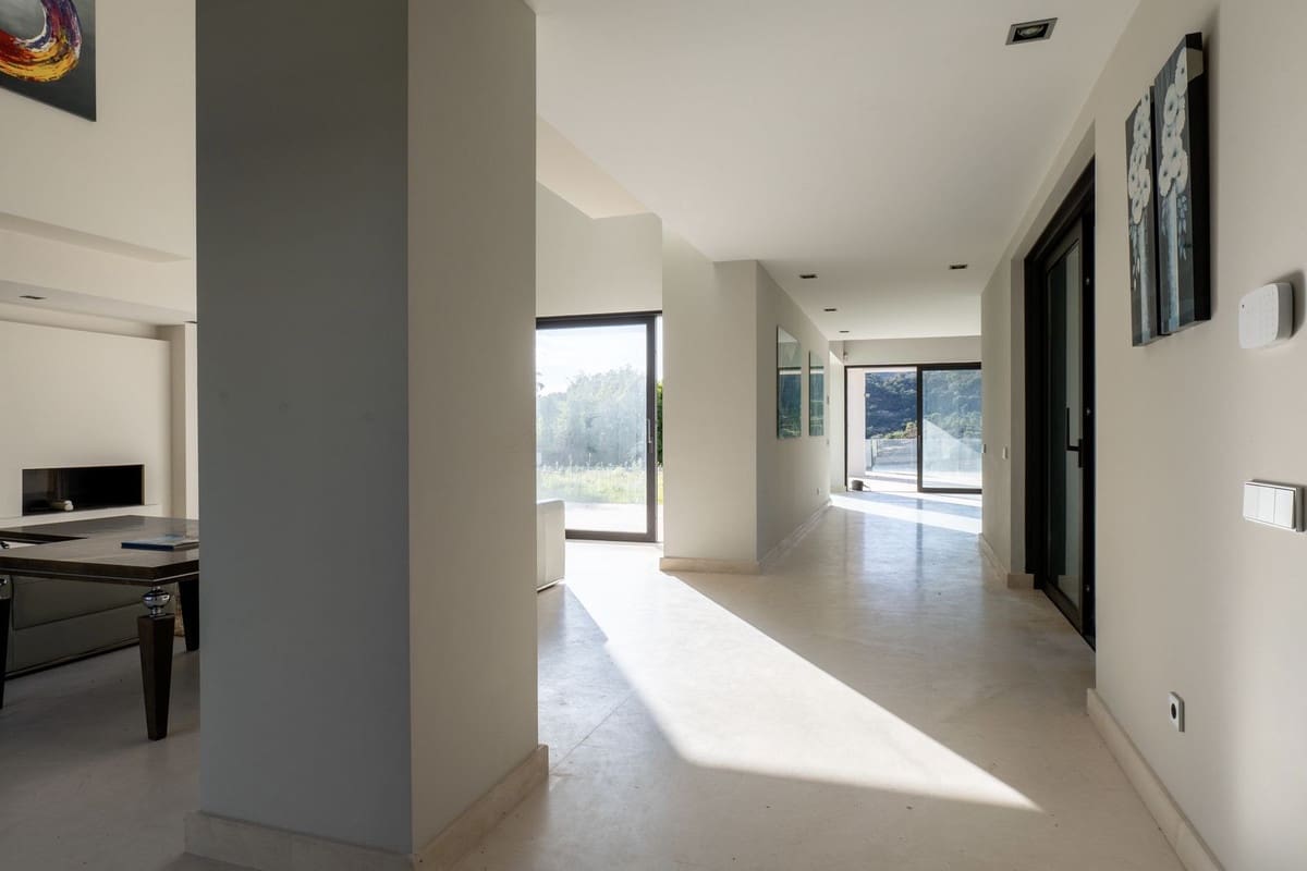 7 soveværelse Villa til salg i Benahavis med swimmingpool garage - € 3.500.000 (Ref: 9733278)