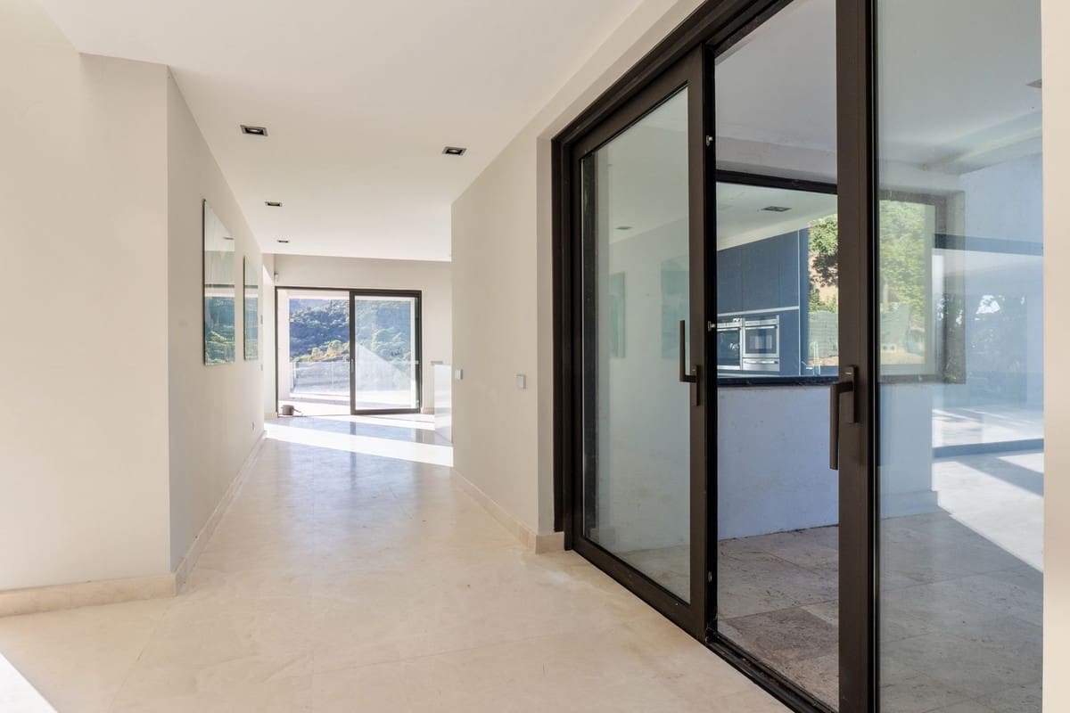 7 soveværelse Villa til salg i Benahavis med swimmingpool garage - € 3.500.000 (Ref: 9733278)