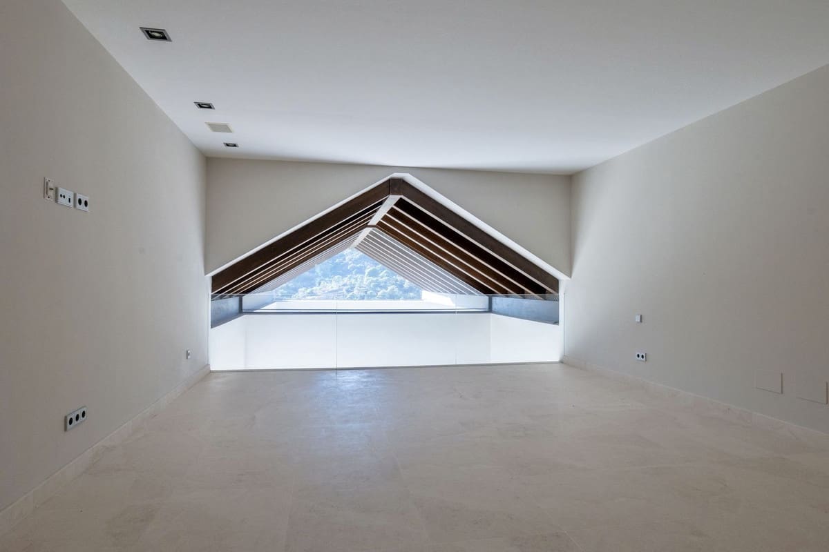 7 soveværelse Villa til salg i Benahavis med swimmingpool garage - € 3.500.000 (Ref: 9733278)