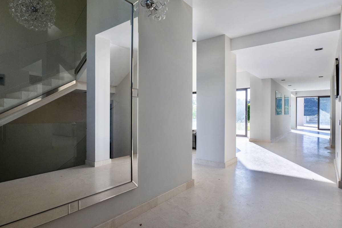 7 soveværelse Villa til salg i Benahavis med swimmingpool garage - € 3.500.000 (Ref: 9733278)