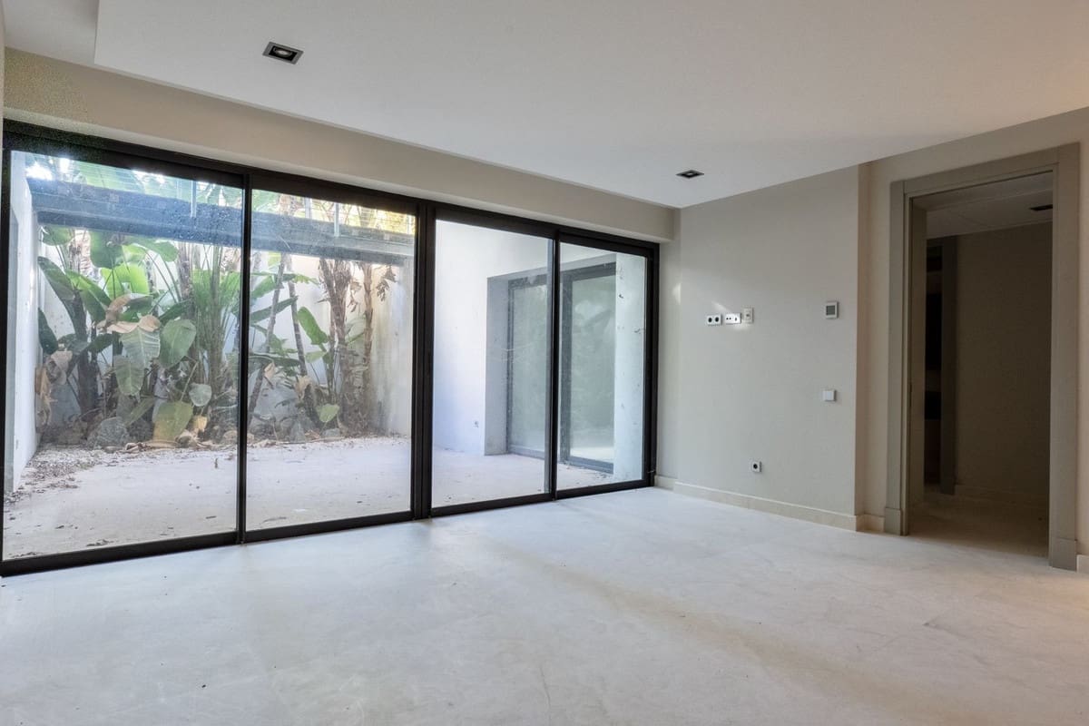 7 soveværelse Villa til salg i Benahavis med swimmingpool garage - € 3.500.000 (Ref: 9733278)