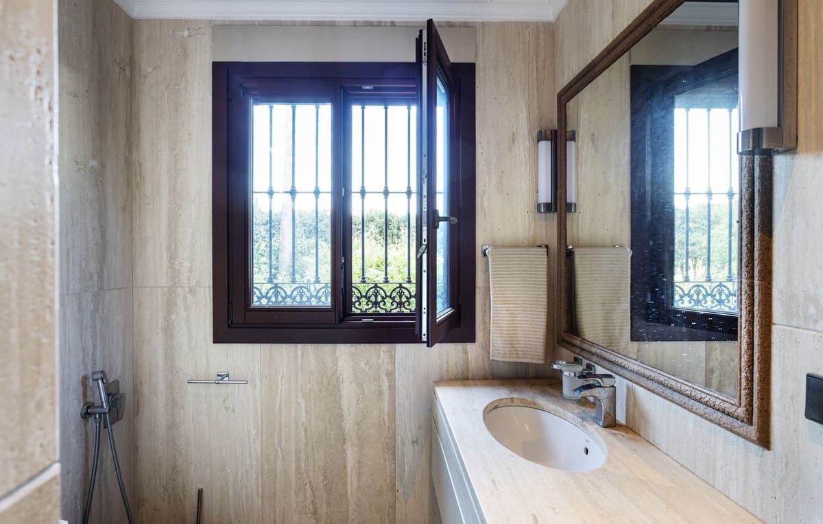 6 slaapkamer Villa te koop in Elviria met zwembad garage - € 3.450.000 (Ref: 9733279)