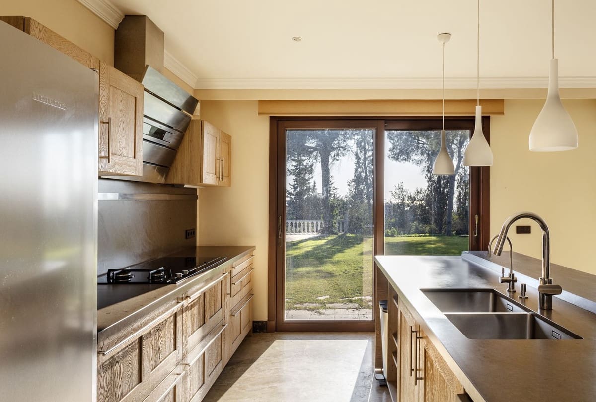 6 slaapkamer Villa te koop in Elviria met zwembad garage - € 3.450.000 (Ref: 9733279)