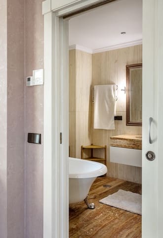 6 makuuhuone Huvila myytävänä paikassa Elviria, Marbella mukana uima-altaan 
autotalli - 3 450 000 € (Ref: 9733279)