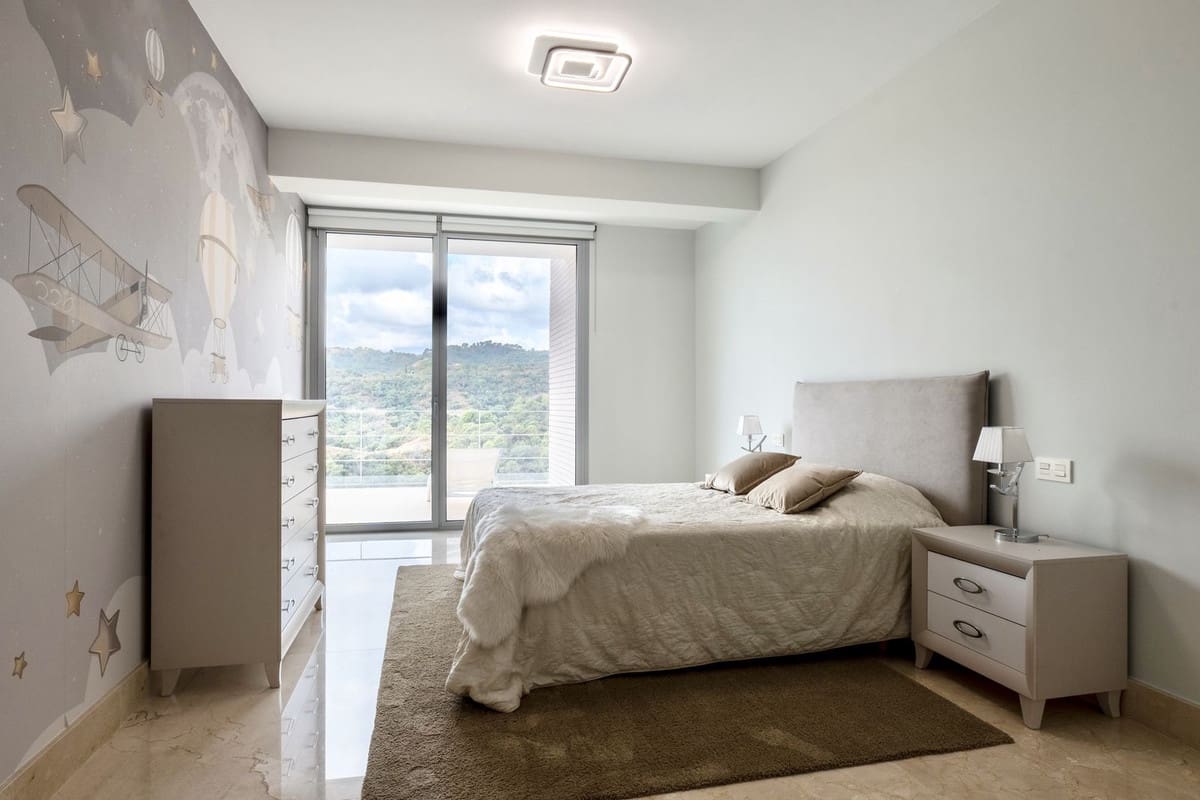 6 bedroom Villa for sale in Los Arqueros with pool garage - € 3,250,000 (Ref: 9733280)