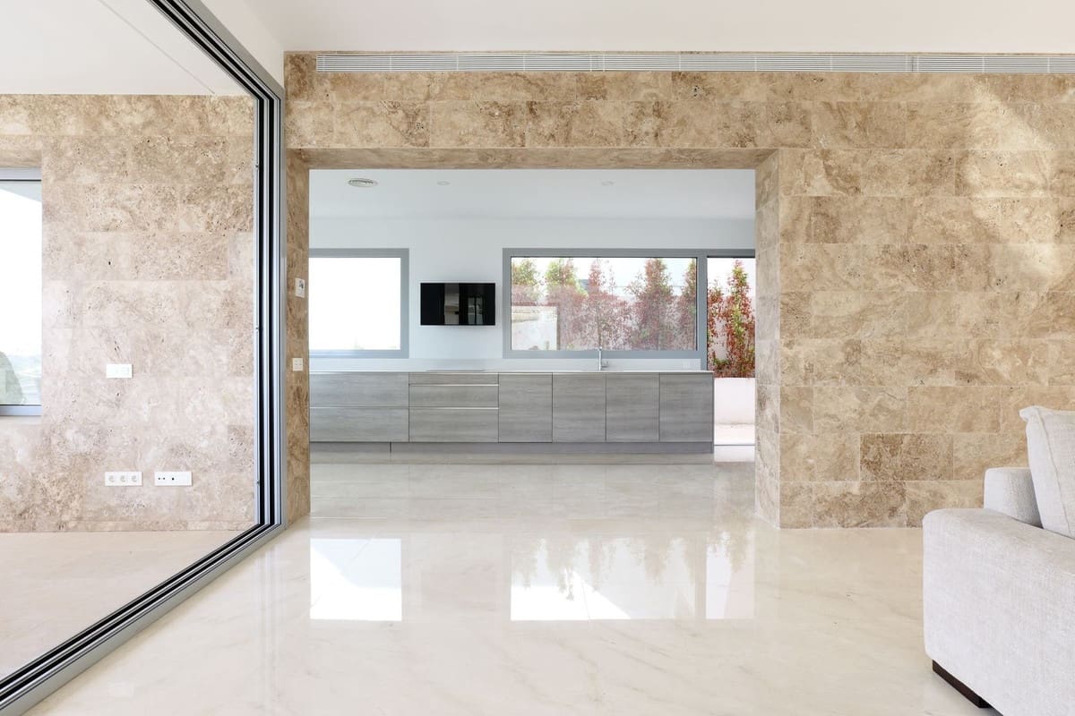 6 bedroom Villa for sale in Los Arqueros with pool garage - € 3,250,000 (Ref: 9733280)