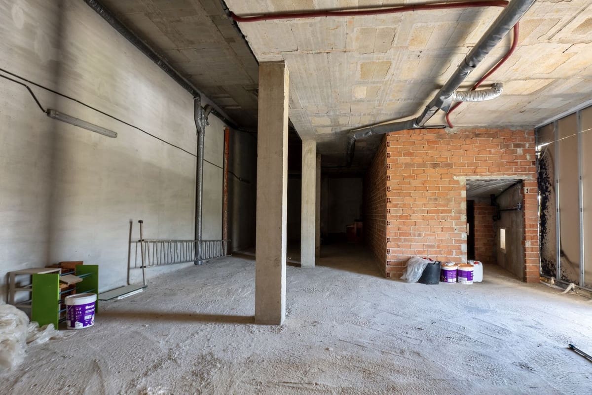 6 bedroom Villa for sale in Los Arqueros with pool garage - € 3,250,000 (Ref: 9733280)