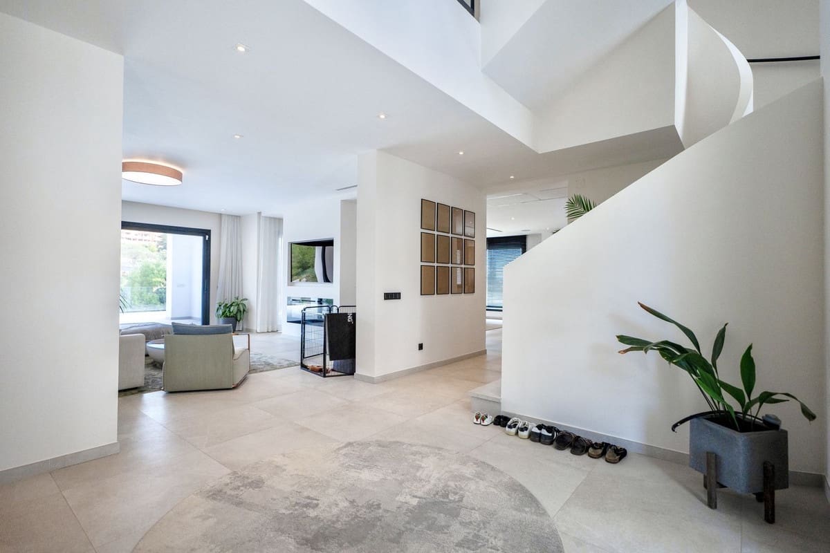 5 slaapkamer Villa te koop in Elviria met zwembad garage - € 2.999.000 (Ref: 9733281)