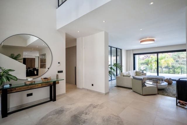 5 soveværelse Villa til salg i Elviria, Marbella med swimmingpool garage - € 2.999.000 (Ref: 9733281)