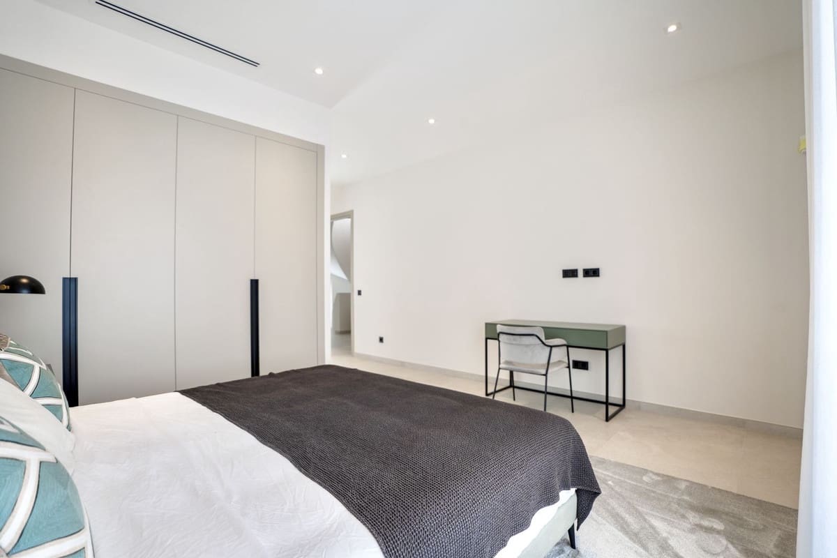 5 slaapkamer Villa te koop in Elviria met zwembad garage - € 2.999.000 (Ref: 9733281)