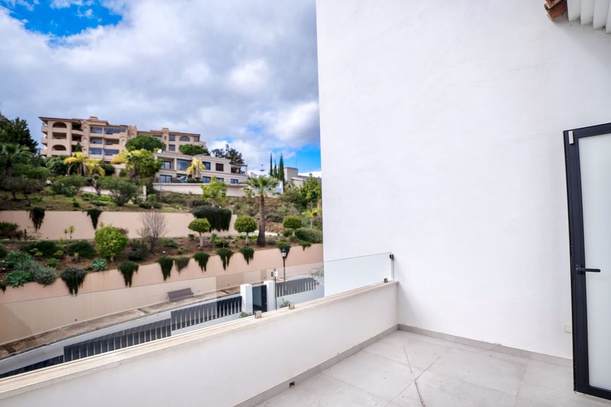 5 slaapkamer Villa te koop in Elviria met zwembad garage - € 2.999.000 (Ref: 9733281)