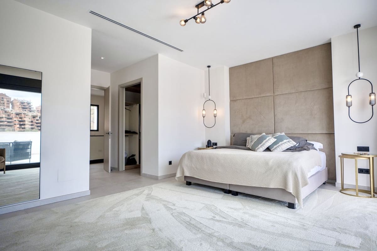 5 slaapkamer Villa te koop in Elviria met zwembad garage - € 2.999.000 (Ref: 9733281)