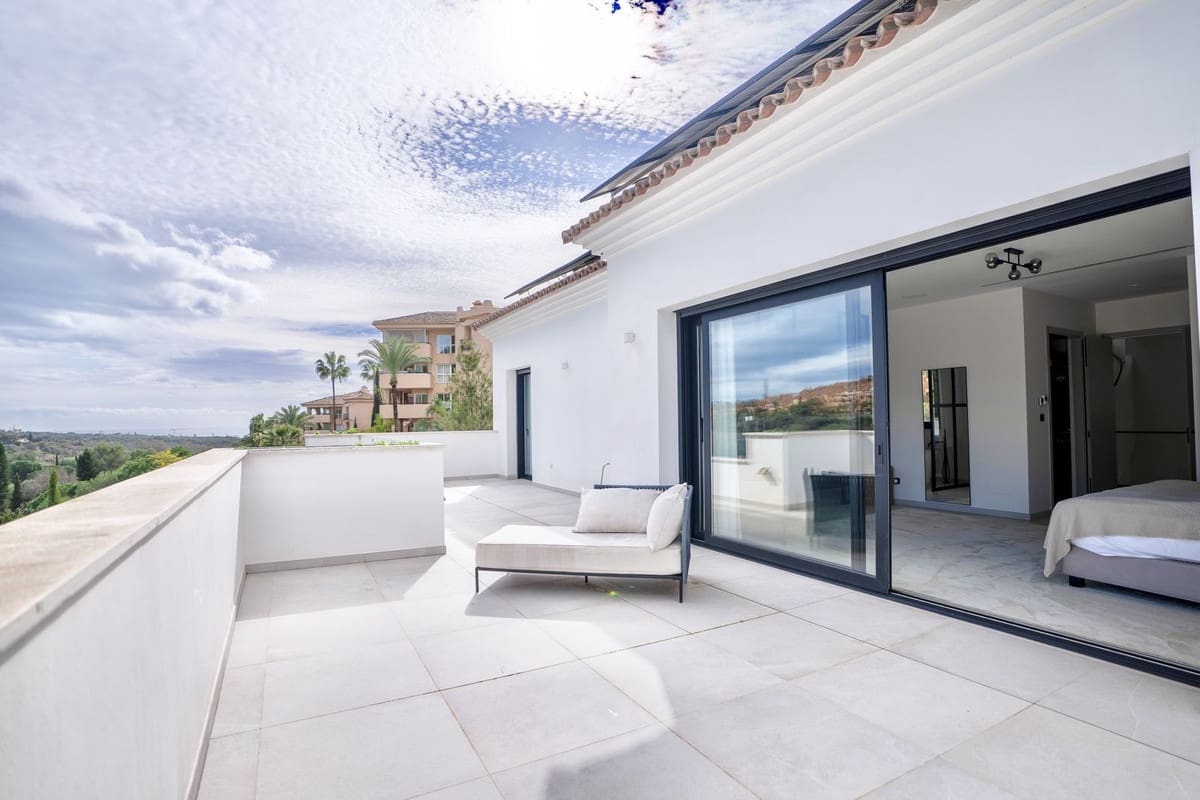 5 slaapkamer Villa te koop in Elviria met zwembad garage - € 2.999.000 (Ref: 9733281)