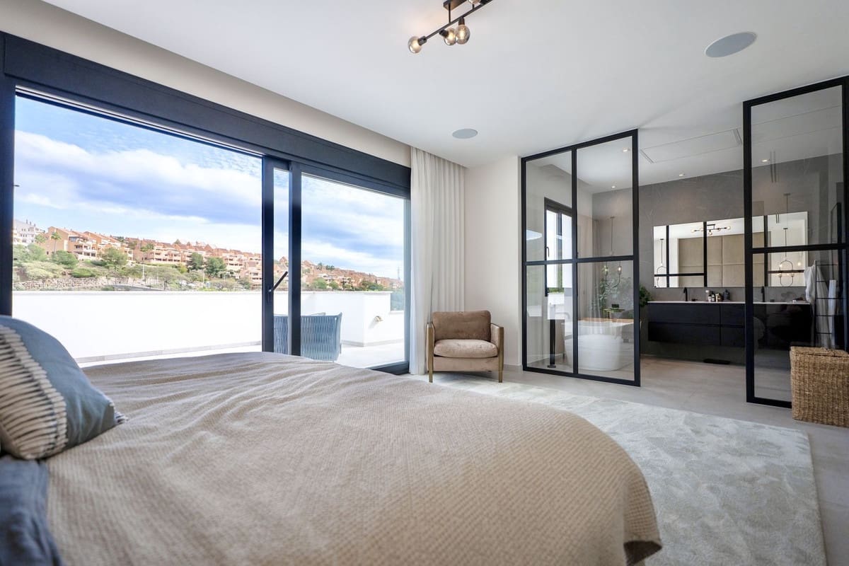 5 slaapkamer Villa te koop in Elviria met zwembad garage - € 2.999.000 (Ref: 9733281)