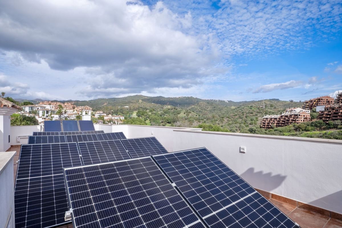 5 slaapkamer Villa te koop in Elviria met zwembad garage - € 2.999.000 (Ref: 9733281)