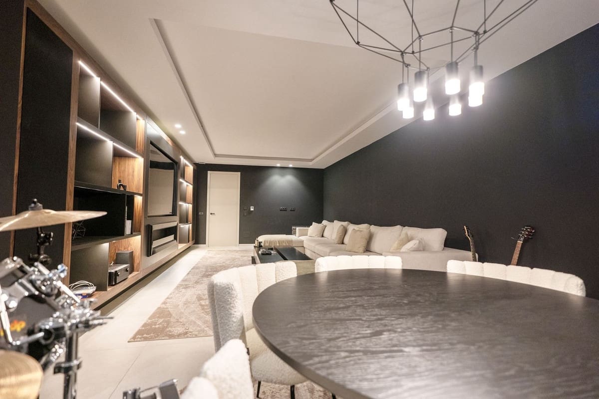 5 slaapkamer Villa te koop in Elviria met zwembad garage - € 2.999.000 (Ref: 9733281)