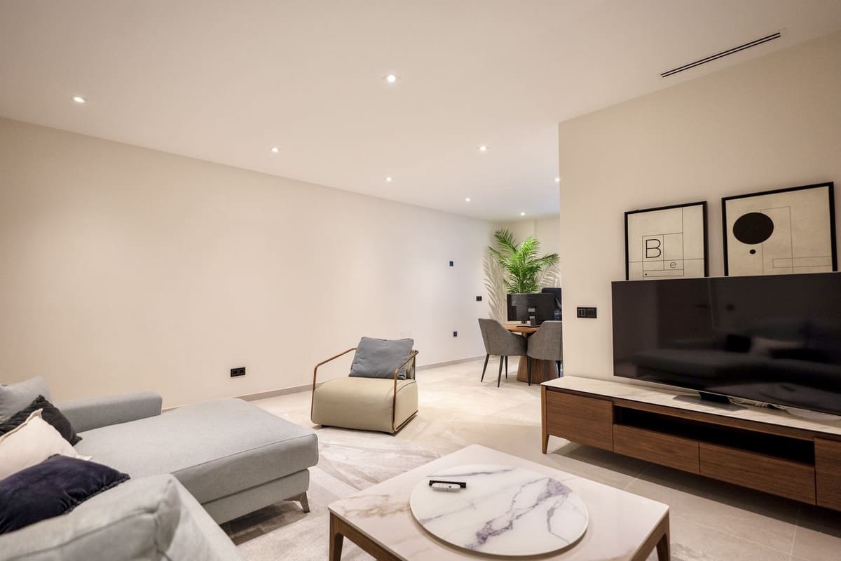 5 slaapkamer Villa te koop in Elviria met zwembad garage - € 2.999.000 (Ref: 9733281)