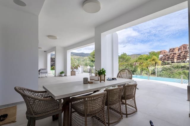 5 soverom Villa til salgs i Elviria, Marbella med svømmebasseng garasje - € 2 999 000 (Ref: 9733281)