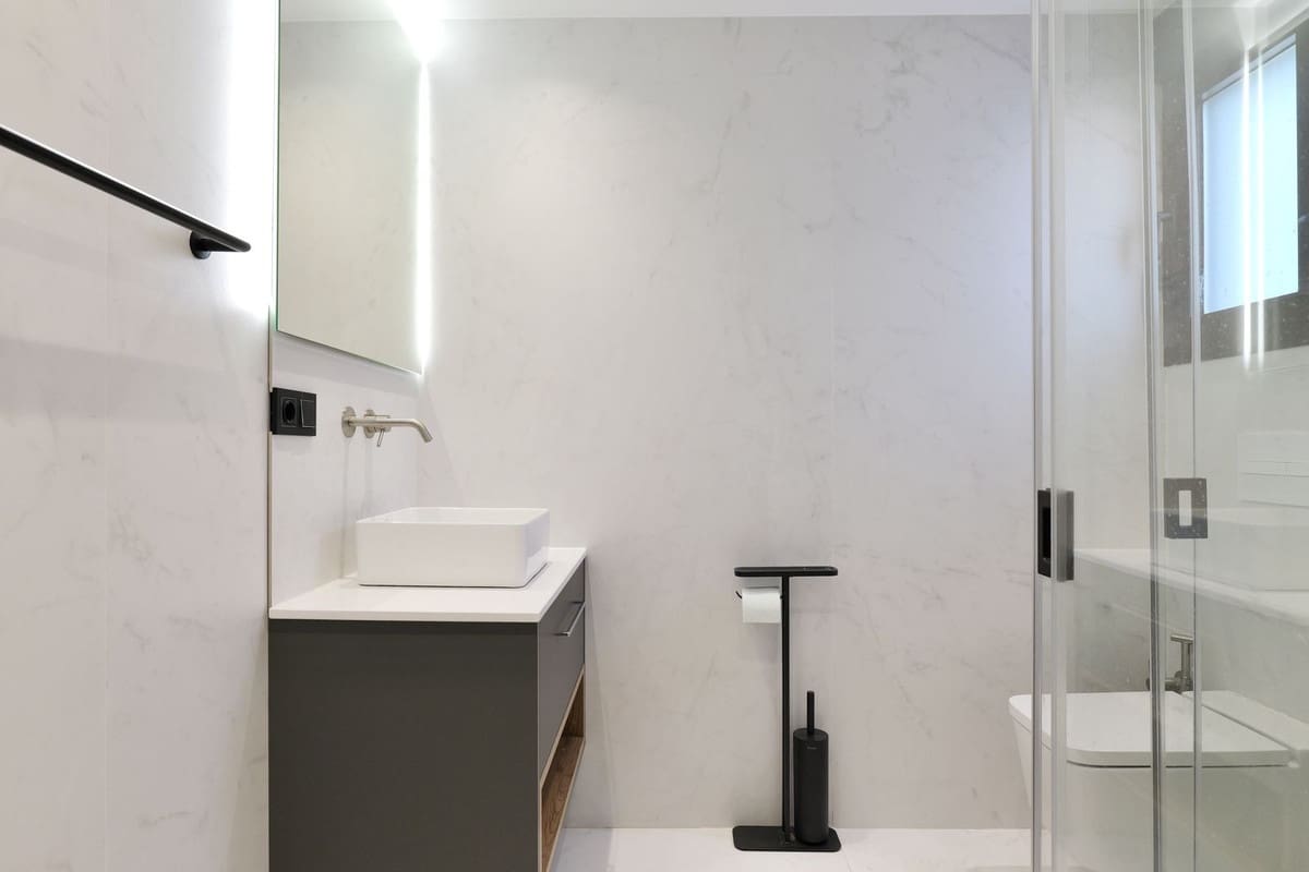 5 sypialnia Willa na sprzedaż w Marbella z basenem garażem - 2 495 000 € (Ref: 9733284)