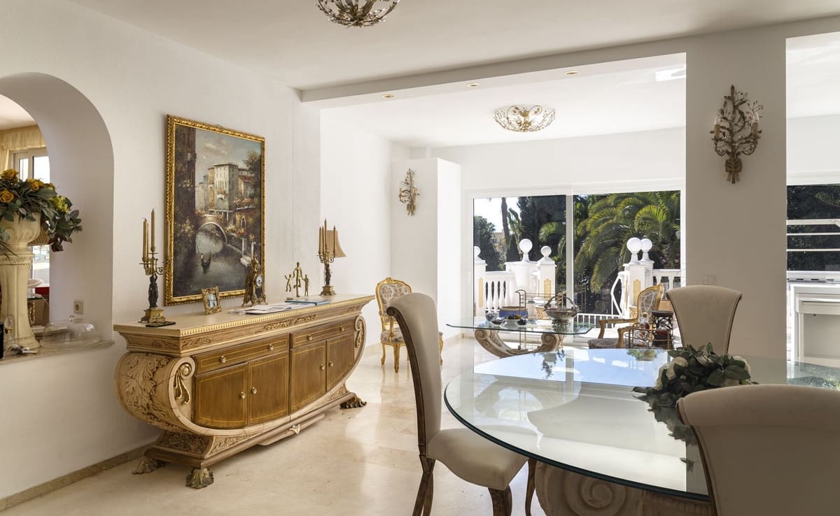 Chalet de 9 habitaciones en Riviera del Sol en venta con piscina garaje - 2.200.000 € (Ref: 9733285)