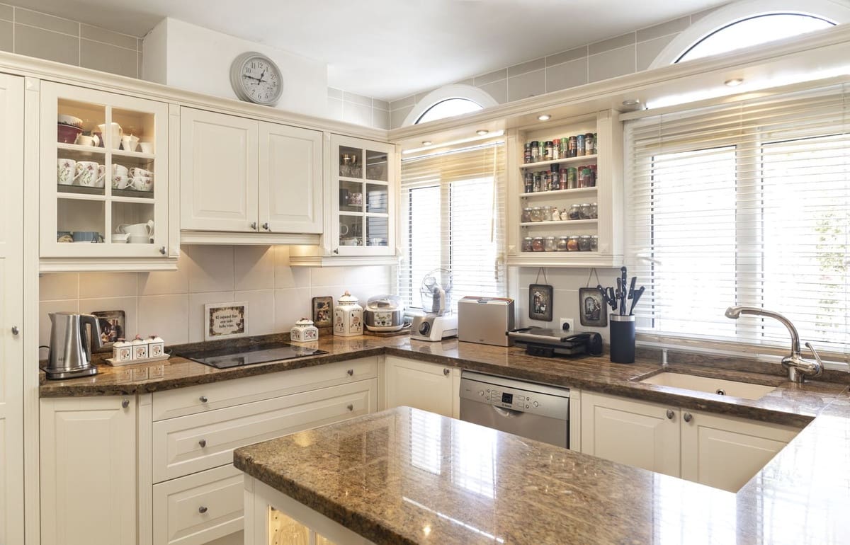 Chalet de 9 habitaciones en Riviera del Sol en venta con piscina garaje - 2.200.000 € (Ref: 9733285)